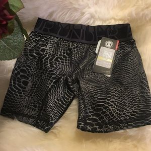 Under Armour girls spankies